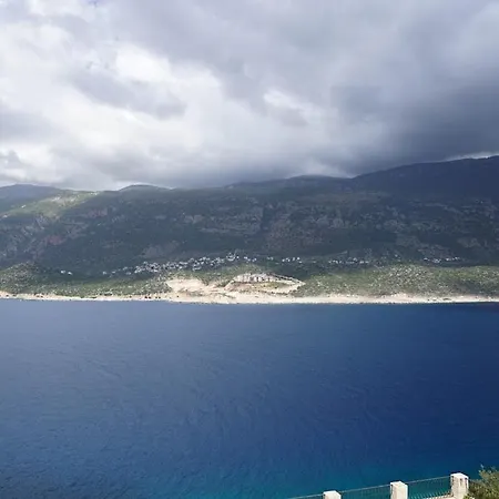 Mona With Sea Platform Daire