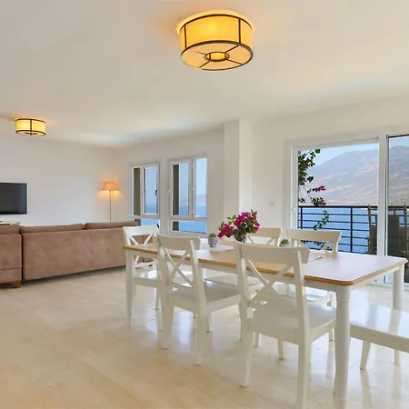 Mona With Sea Platform Lejlighed