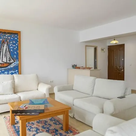 Mona With Sea Platform Daire