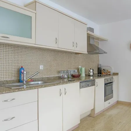 Mona With Sea Platform *