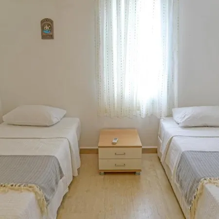 Daire Mona With Sea Platform